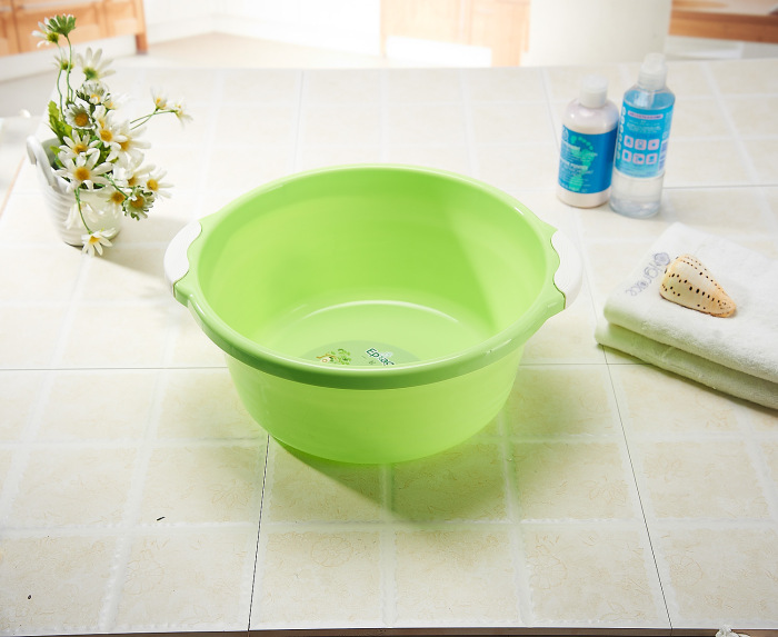 Plastic basin