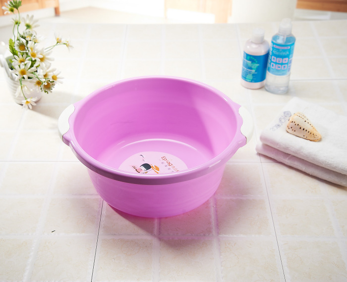 Plastic basin