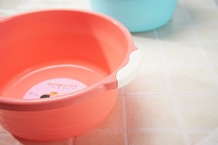 Plastic basin