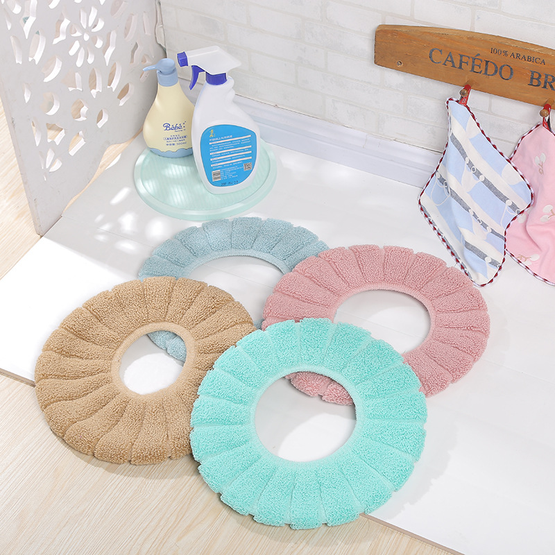 In the autumn and winter of 2018, single o-type toilet seat cushion is equipped with thickened toilet seat cushion, and o-type toilet seat cushion is wholesale In stock hl-0015