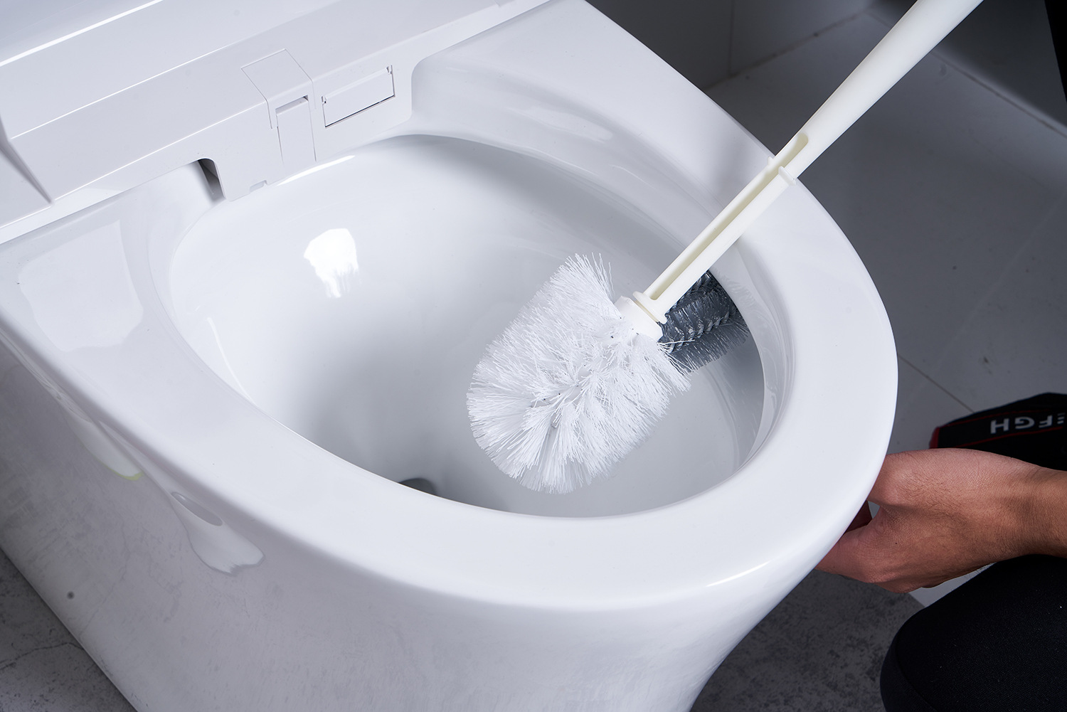 A Variety of Long Handle Double-Sided No Dead Angle Cleaning Toilet Brush with Holding Base Toilet Brush Set Toilet Cleaning Set A Variety of Long Handle Double-Sided No Dead Angle Cleaning Toilet Brush with Holding Base Toilet Brush Set Toilet Cleaning Set