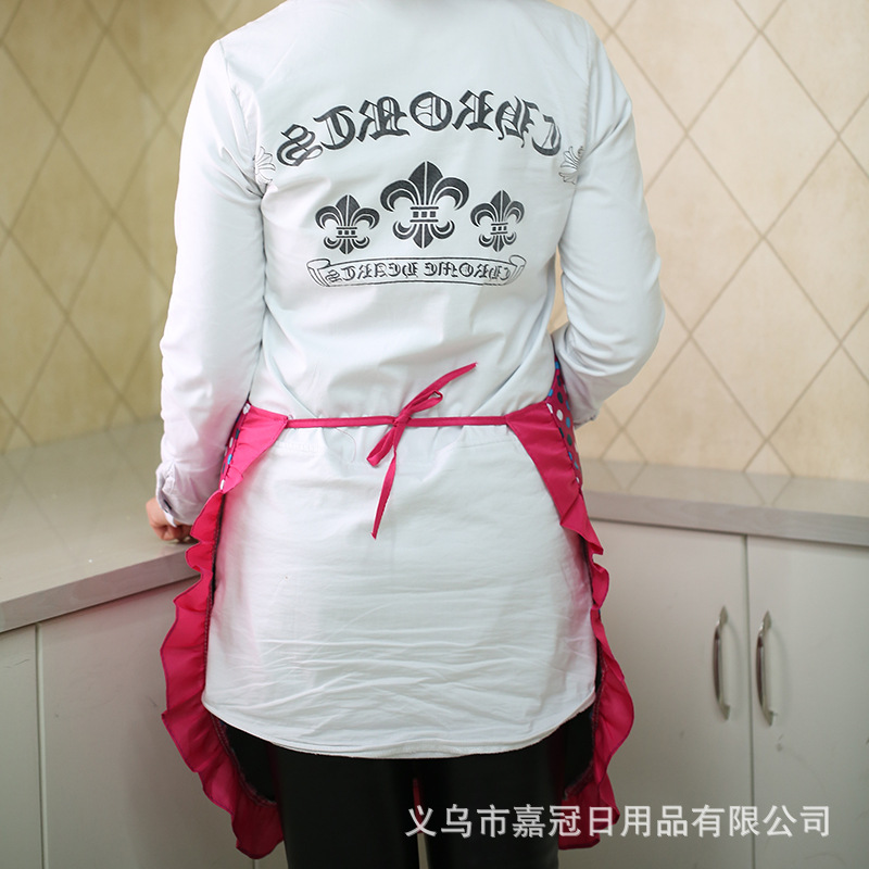2018 new household cleaning and thickening Korean version of polka dot PVC apron contracted furniture factory wholesale. 2018 new household cleaning and thickening Korean version of polka dot PVC apron contracted furniture factory wholesale.