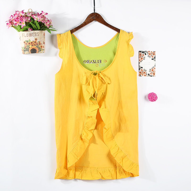 Korean version of cotton fashion cartoon stick cloth three-dimensional embroidery baking home wear back vest apron Korean version of cotton fashion cartoon stick cloth three-dimensional embroidery baking home wear back vest apron