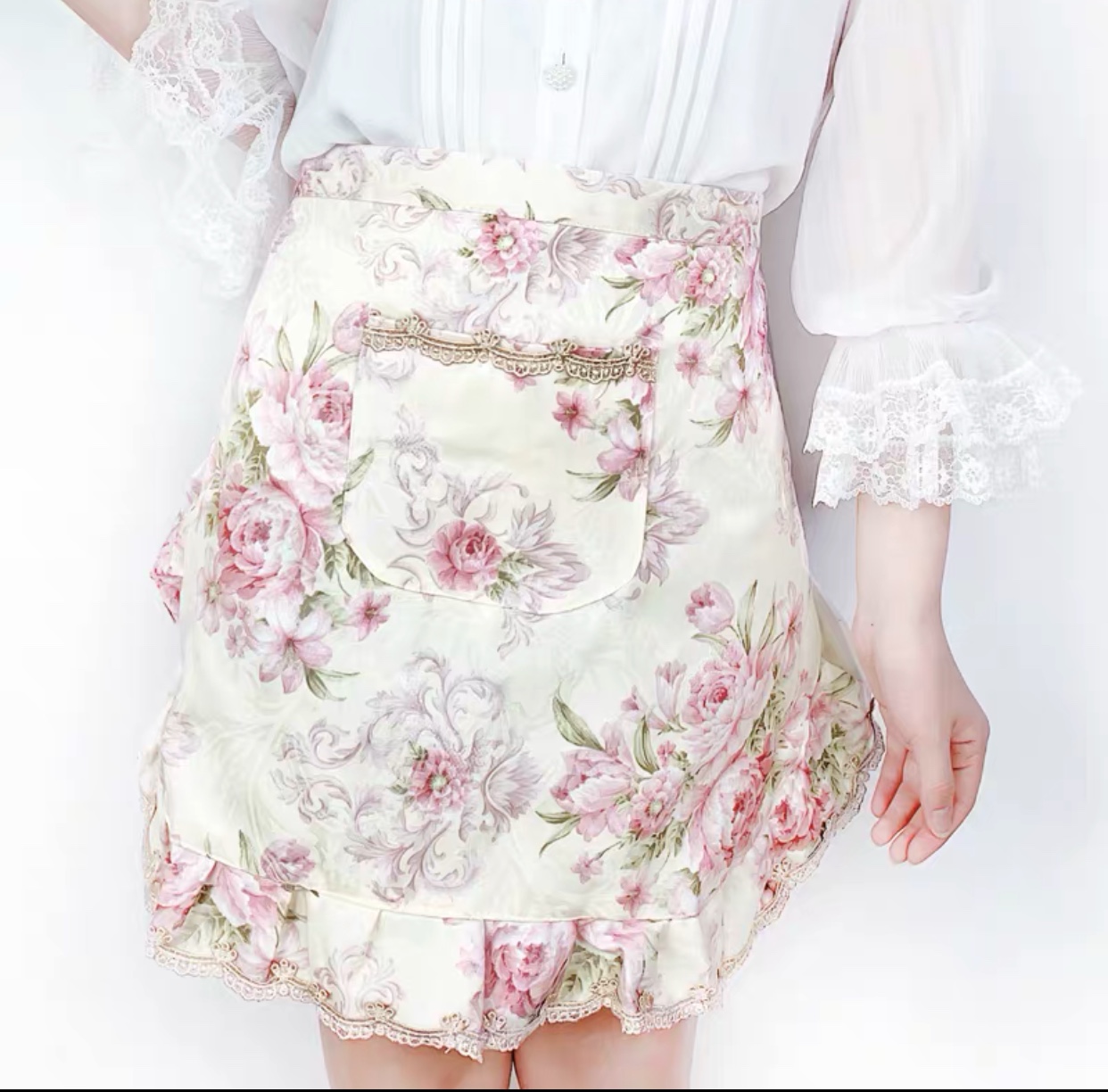 Factory Direct Sales Fashion Korean Style Double-Layer Waterproof Ruffled Half-Length Kitchen Tidy Household Cooking Women's Apron