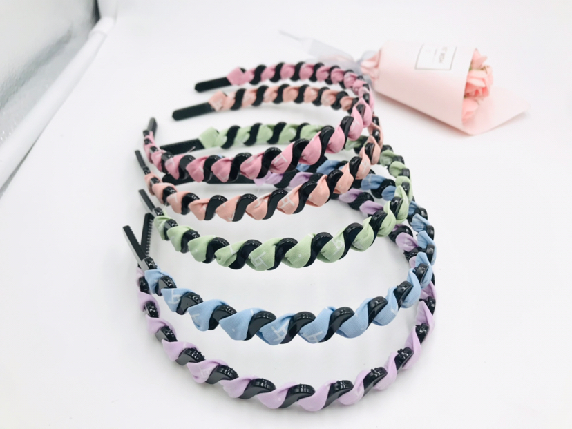 Headband Women's Face Washing Toothed Non-Slip Hairpin Cloth Hairpin All-Match Outing Headband Korean Simple Hair Head Buckle Headband Women's Face Washing Toothed Non-Slip Hairpin Cloth Hairpin All-Match Outing Headband Korean Simple Hair Head Buckle