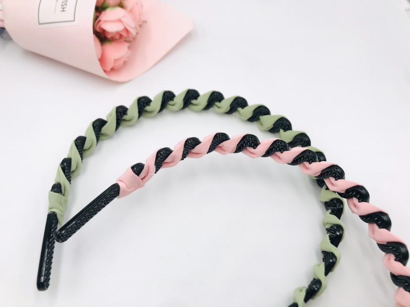 Headband Women's Face Washing Toothed Non-Slip Hairpin Cloth Hairpin All-Match Outing Headband Korean Simple Hair Head Buckle Headband Women's Face Washing Toothed Non-Slip Hairpin Cloth Hairpin All-Match Outing Headband Korean Simple Hair Head Buckle