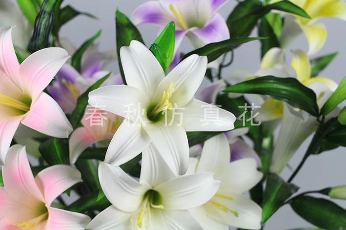 Simulation of five perfume Lily home decor artificial flower corsage Simulation of five perfume Lily home decor artificial flower corsage