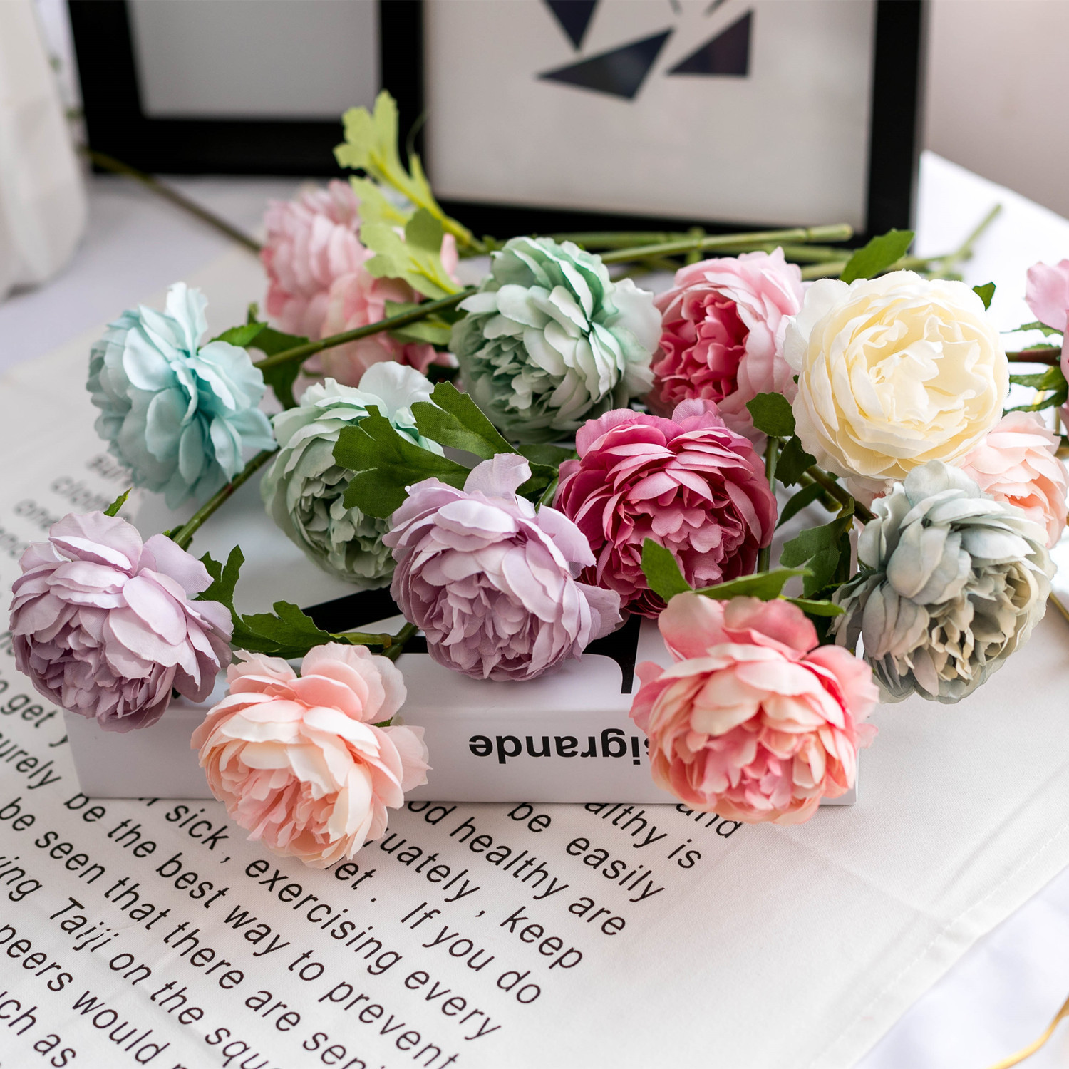Factory Direct Sales European-Style Single Stem Core Peony Peony Wedding Bouquet Home Decor Floriculture Fake/Artificial Flower