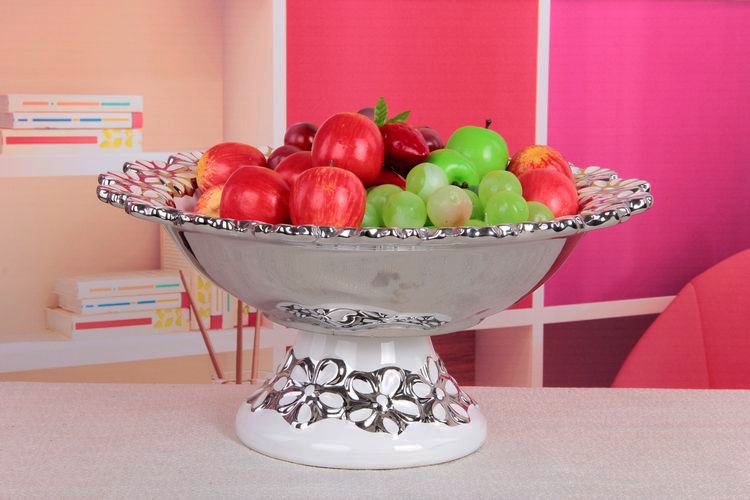 Gao Bo Decorated Home Home decor tall feet white Chrysanthemum-free ceramic fruit ceramic crafts