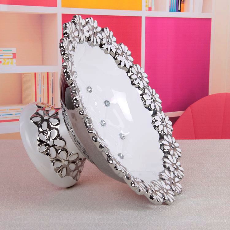 Gao Bo Decorated Home Home decor tall feet white Chrysanthemum-free ceramic fruit ceramic crafts