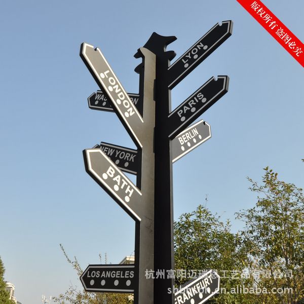 Hangers Solid Wood Mediterranean-style Signage Home decor set to Showcase MA01161B