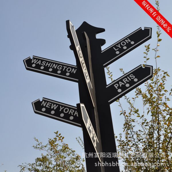 Hangers Solid Wood Mediterranean-style Signage Home decor set to Showcase MA01161B