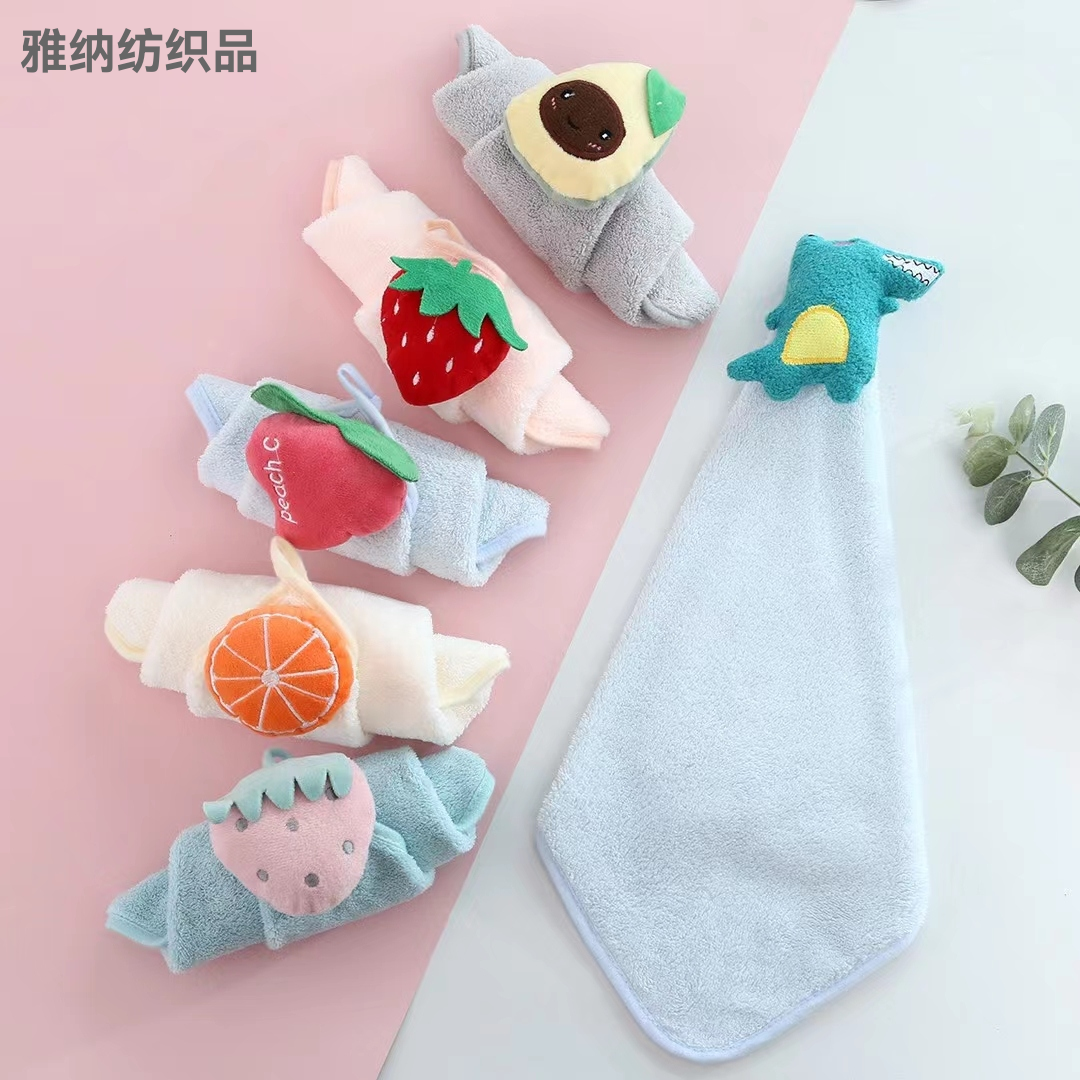 Yiwu Good Goods Coral Fleece Fruit Animal Decals Hand Towel Kitchen Daily Necessities Towel Hanging