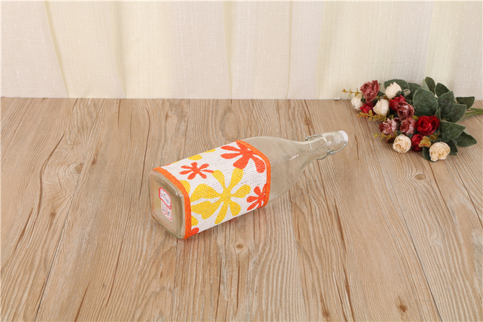 Glass oil bottle juice bottle seasoning bottle home oil vinegar bottle seal Glass oil bottle juice bottle seasoning bottle home oil vinegar bottle seal