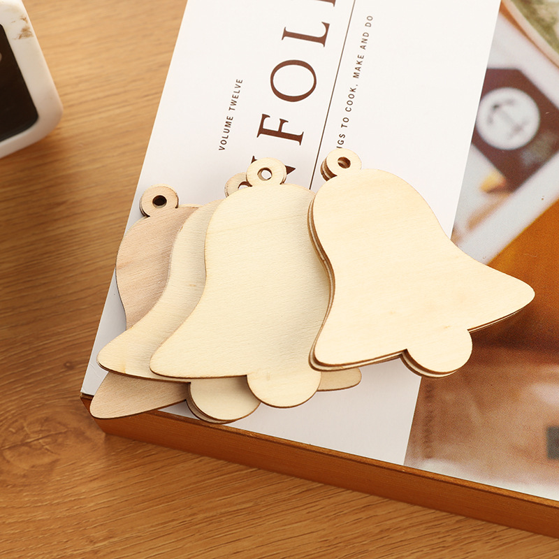 Christmas Pendant Carved Wood Crafts DIY Country Wooden Christmas Tree Pendant Home Decoration Gift Accessories