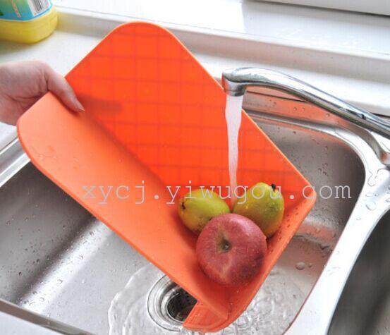 Multifunctional folding portable plastic chopping chopping board creative Lishui chopping board export new dishes Multifunctional folding portable plastic chopping chopping board creative Lishui chopping board export new dishes