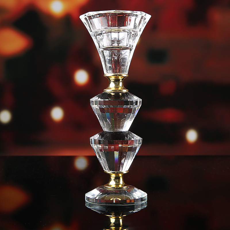 Factory Direct Sales Creative Simple And Light Luxury American Style Furnishings Wedding Props Crystal Candlestick Crystal Crafts Ornaments Factory Direct Sales Creative Simple And Light Luxury American Style Furnishings Wedding Props Crystal Candlestick Crystal Crafts Ornaments