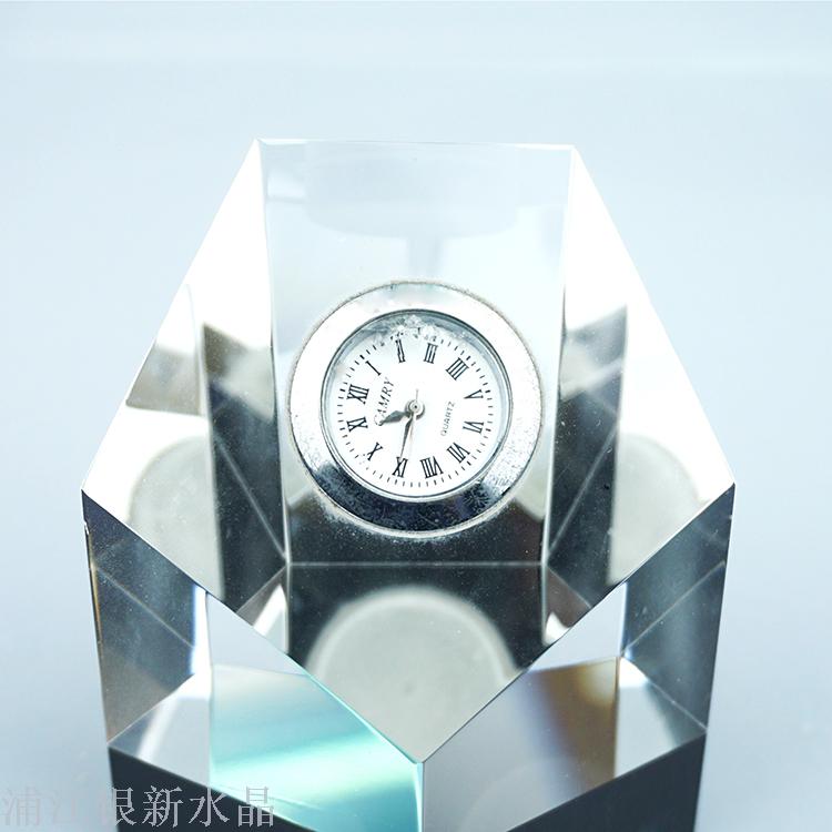 Manufacturers direct crystal crafts diamond carvings clock decoration customized enterprise office home decoration