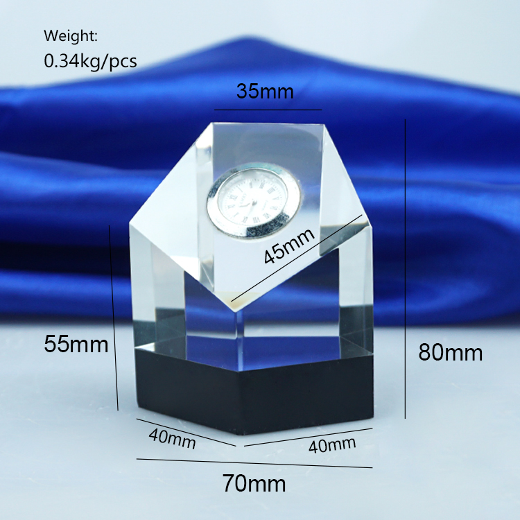 Manufacturers direct crystal crafts diamond carvings clock decoration customized enterprise office home decoration