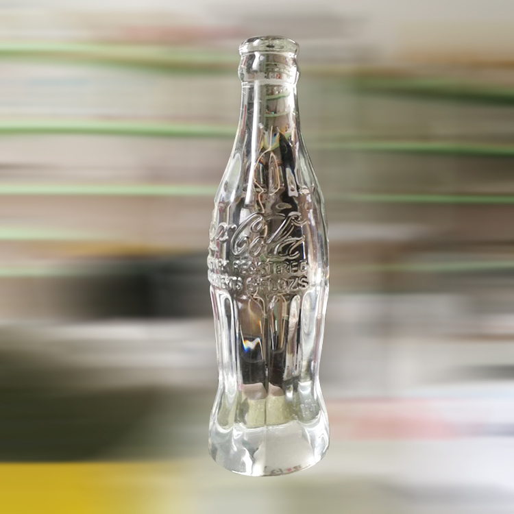 Crystal crafts creative gifts display a clear glass coke bottle to send friends lovers spot manufacturers direct selling