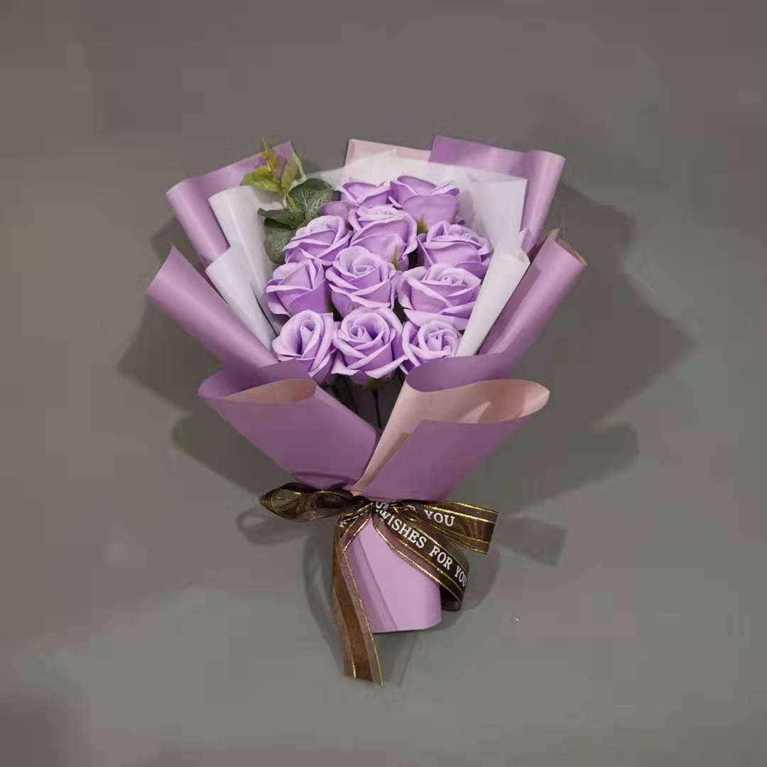 Valentine&#039;s Day Teacher&#039;s Day Christmas Mother&#039;s Day Gift Rose Flower Artificial Flower with Portable Paper Bag Wholesale