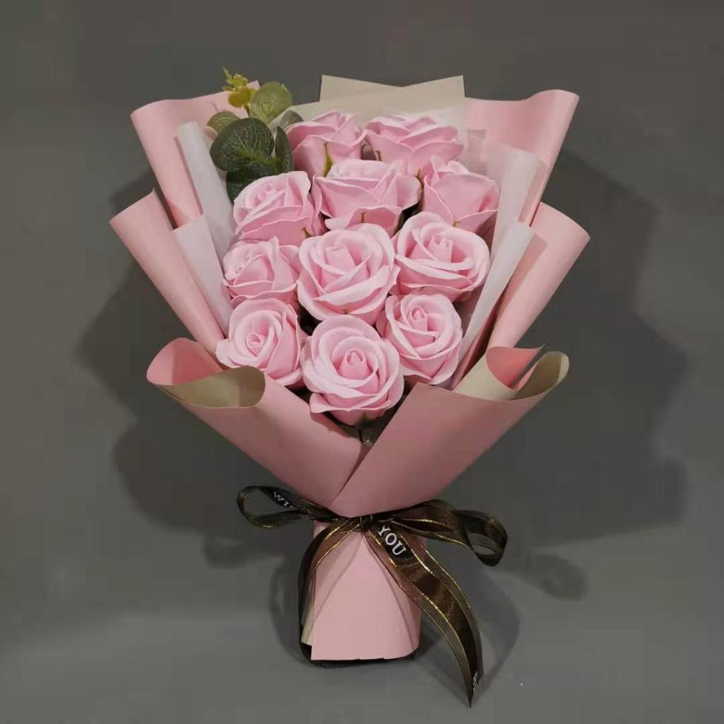 Valentine's Day Teacher's Day Christmas Mother's Day Gift Rose Flower Artificial Flower with Portable Paper Bag Wholesale