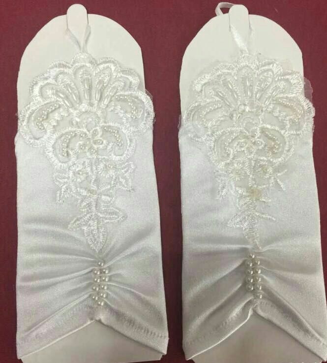 Satin Wedding Dress Etiquette Gloves