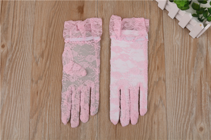 Spring and summer women's thin wedding ceremony gloves show gloves. Spring and summer women's thin wedding ceremony gloves show gloves.