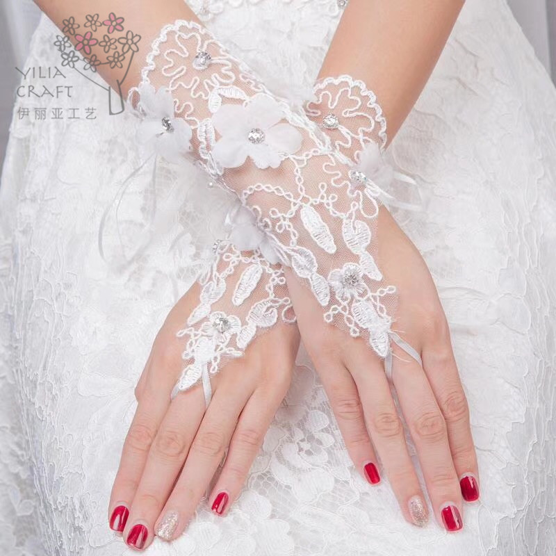 Elia Korean bride gloves wedding gown with lace embroidered mittens.