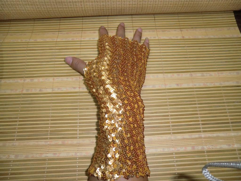 Sequin long sleeve gloves and handicraft gloves, wedding dresses Lace Gloves,
