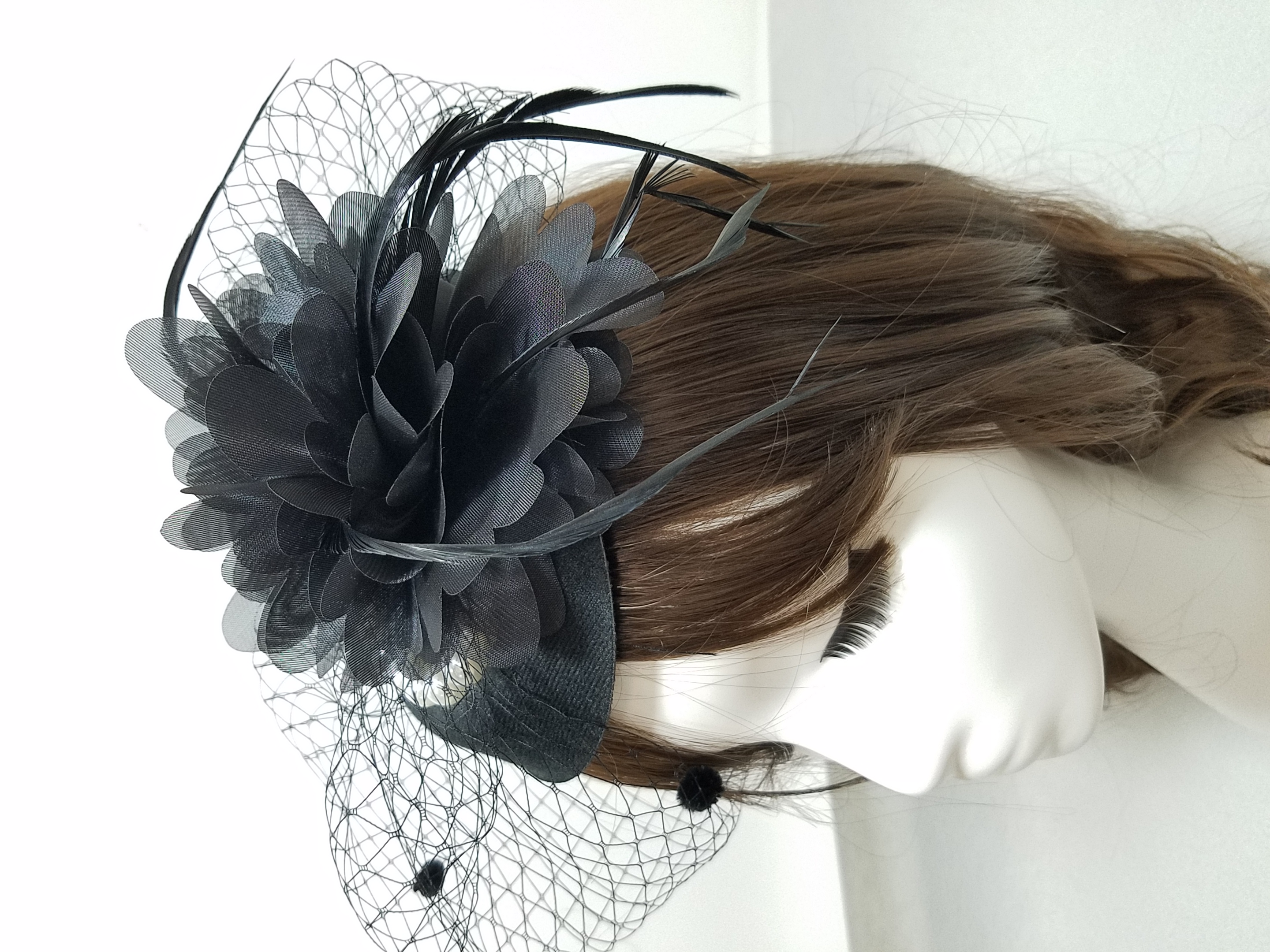 pearl beads Ins Amazon Fasinator Horceracing hat Fashion Feather Net veil hat Hity Iqueenstar derbyhats wedding party 