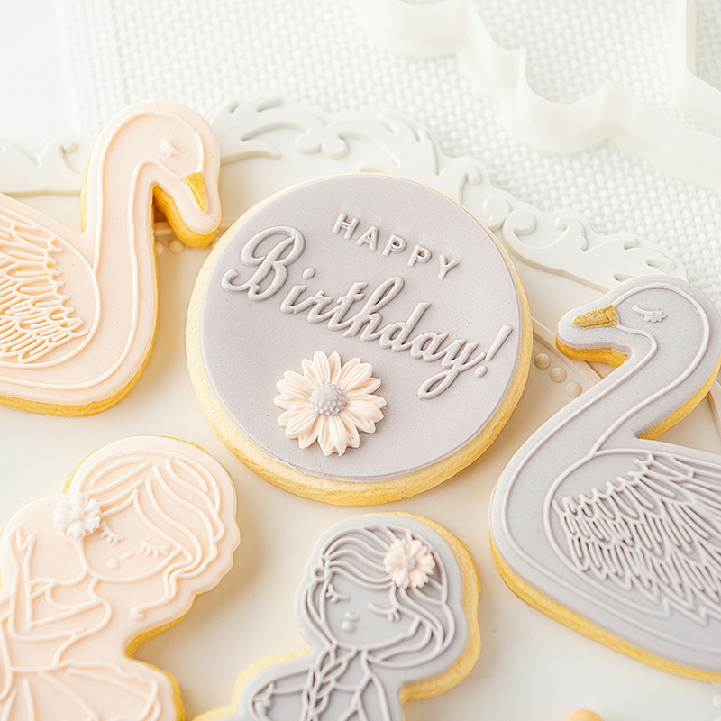 Baking Cake Tools European Dessert Mold Frosting Cutter Ballet Girl White Swan Fondant Cookies Pressing Die