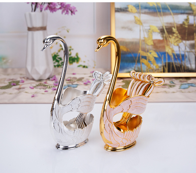 European Style Coffee Spoon Fruit Spoon Fork Set Home Ornaments Fashion Fruit Cute Swan Dessert Spoon Cutlery