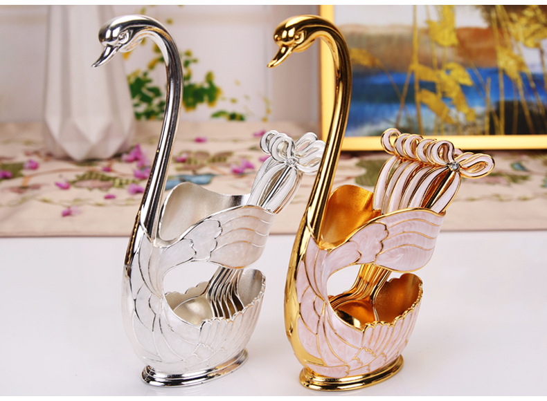 European Style Coffee Spoon Fruit Spoon Fork Set Home Ornaments Fashion Fruit Cute Swan Dessert Spoon Cutlery