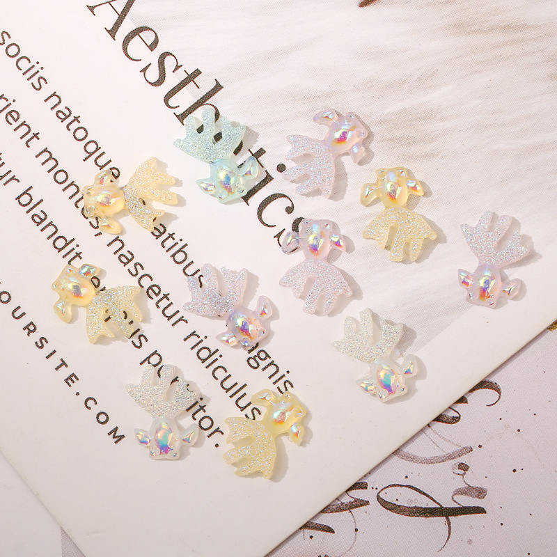 Nail Art Luminous Butterfly Fox Goldfish Swan Five-Pointed Star Crown Skull Plating Color AB Magic Color Mixing Nail Crystal Nail Art Luminous Butterfly Fox Goldfish Swan Five-Pointed Star Crown Skull Plating Color AB Magic Color Mixing Nail Crystal