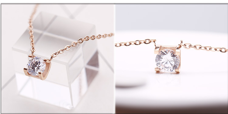 Same Style Internet Celebrity FourLeaf Clover Pendant Titanium Steel Necklace Female Swan Clavicle Chain Letter Necklace Same Style Internet Celebrity FourLeaf Clover Pendant Titanium Steel Necklace Female Swan Clavicle Chain Letter Necklace