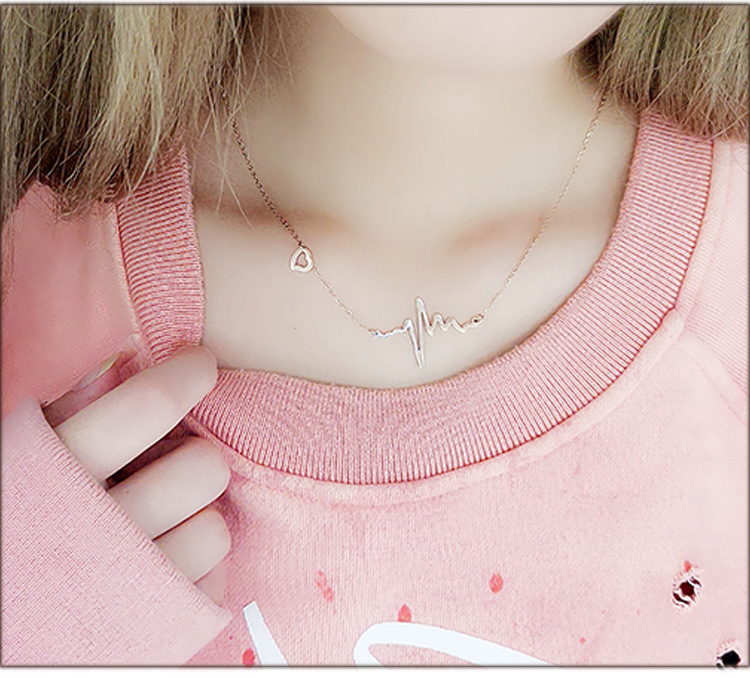 Same Style Internet Celebrity FourLeaf Clover Pendant Titanium Steel Necklace Female Swan Clavicle Chain Letter Necklace Same Style Internet Celebrity FourLeaf Clover Pendant Titanium Steel Necklace Female Swan Clavicle Chain Letter Necklace
