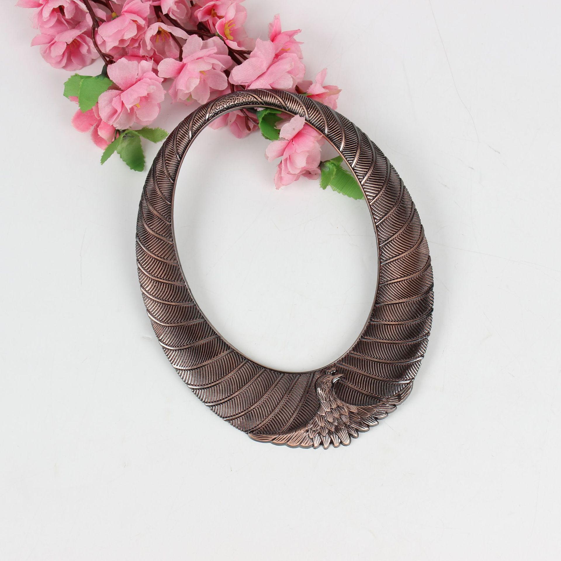 Oval Medal Flower Frame Plastic Medal Lace Window Medal Accessories Medal Custom Peacock Photo Frame