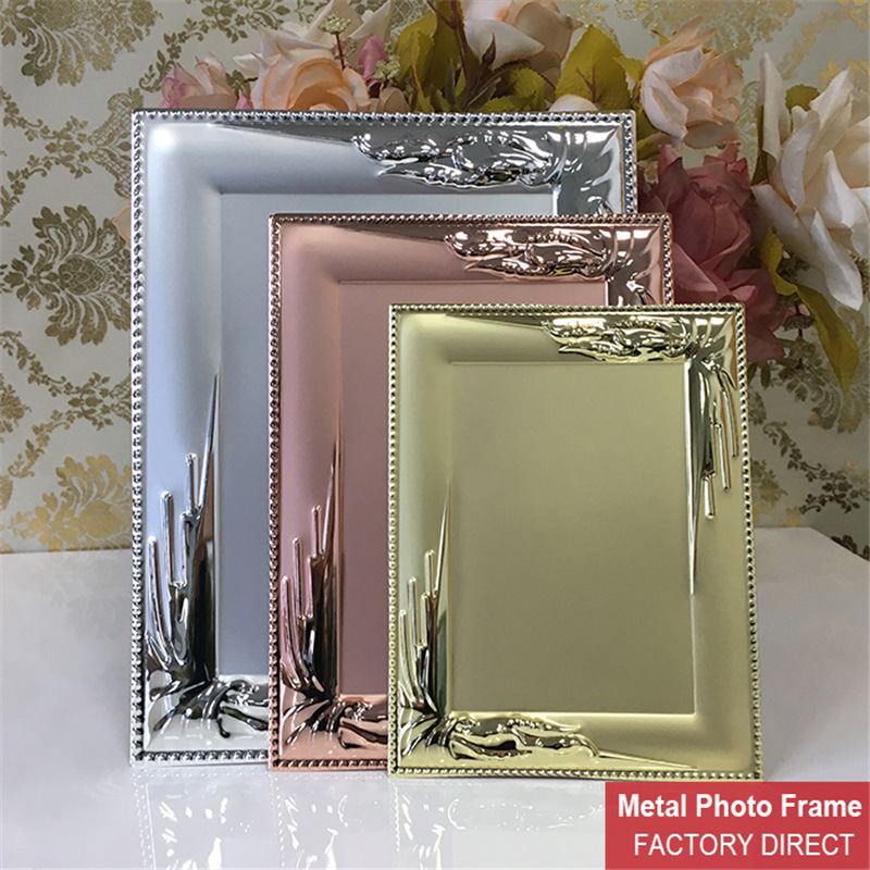 Electroplating metal semi-finished photo frame accessories factory direct selling special home decoration accessories.