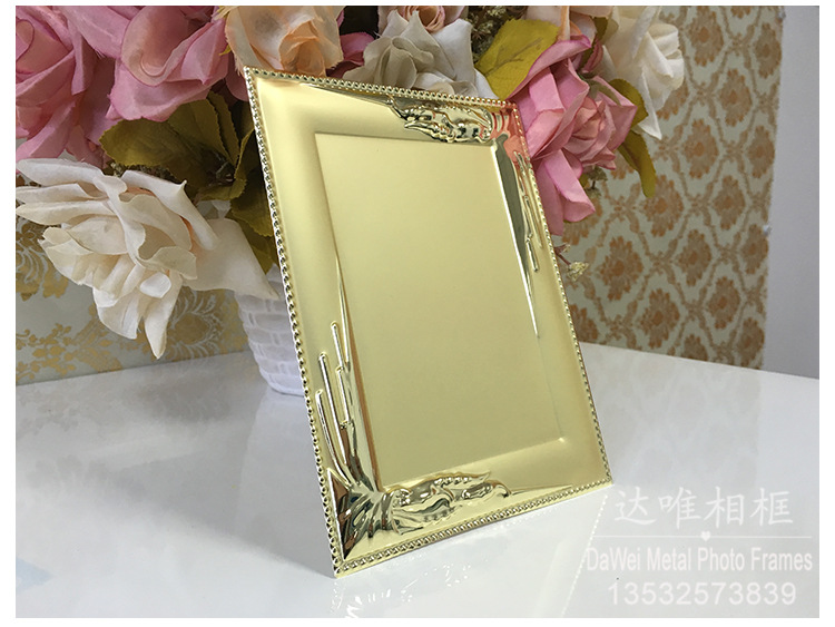 Electroplating metal semi-finished photo frame accessories factory direct selling special home decoration accessories. Electroplating metal semi-finished photo frame accessories factory direct selling special home decoration accessories.