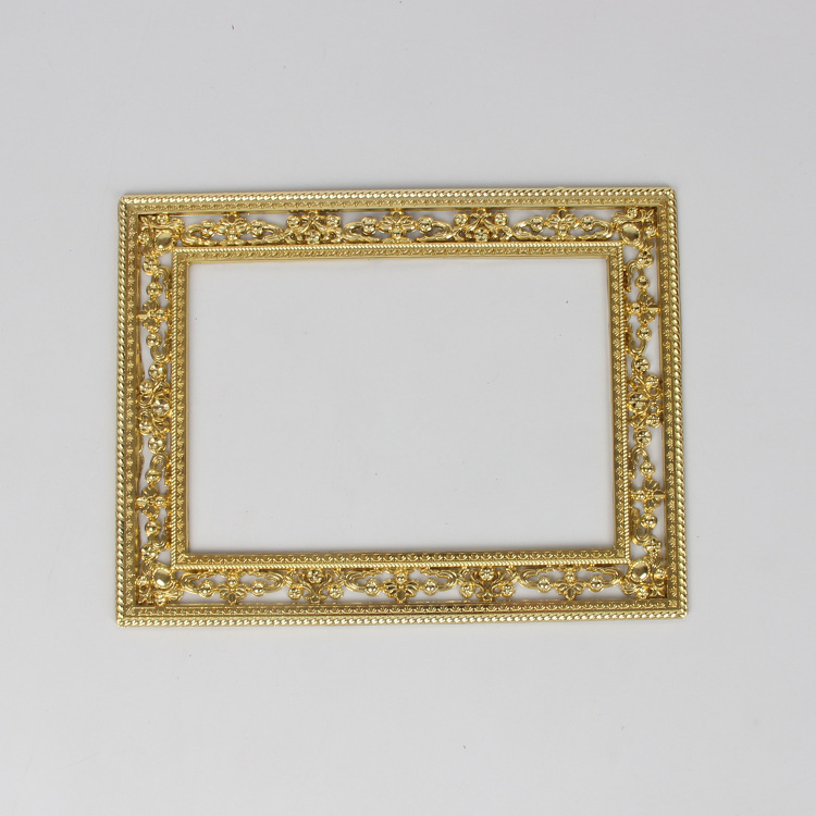 Yinlilai Medal Net Frame Wedding Photo Frame Window Medal Hollow Frame Square Photo Frame Plastic Frame Factory Direct Sales