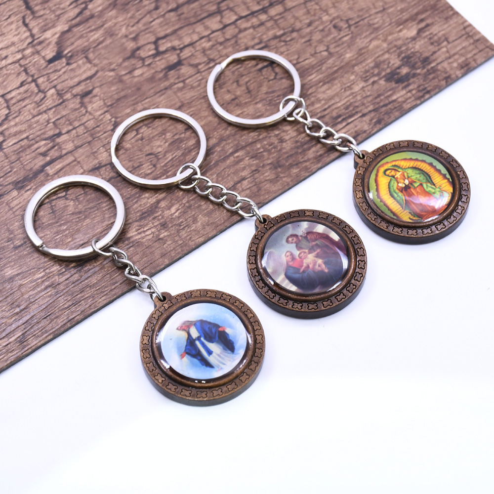 (Random Images) Wooden Icon Stickers Religious Keychain Pendants Tourist Souvenirs Gifts