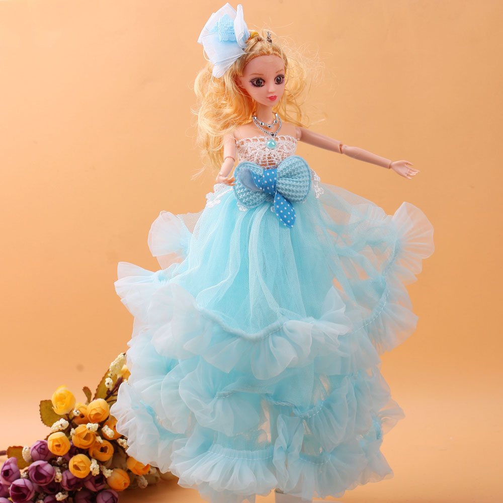 Big Wedding Dress Ddung Barbie Princess Keychain Pendant Training Class Playground Activity Small Gift