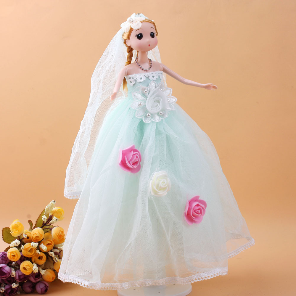 Big Wedding Dress Ddung Barbie Princess Keychain Pendant Training Class Playground Activity Small Gift
