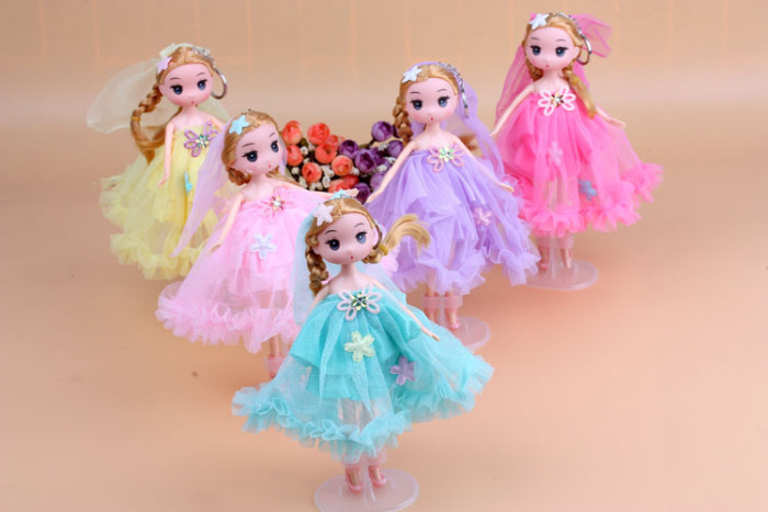 10 Yuan Boutique Youpin Ornament 26cm Mini Confused Doll Princess Barbie Wedding Keychain