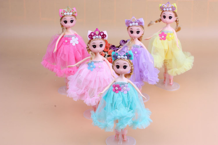 10 Yuan Boutique Youpin Ornament 26cm Mini Confused Doll Princess Barbie Wedding Keychain