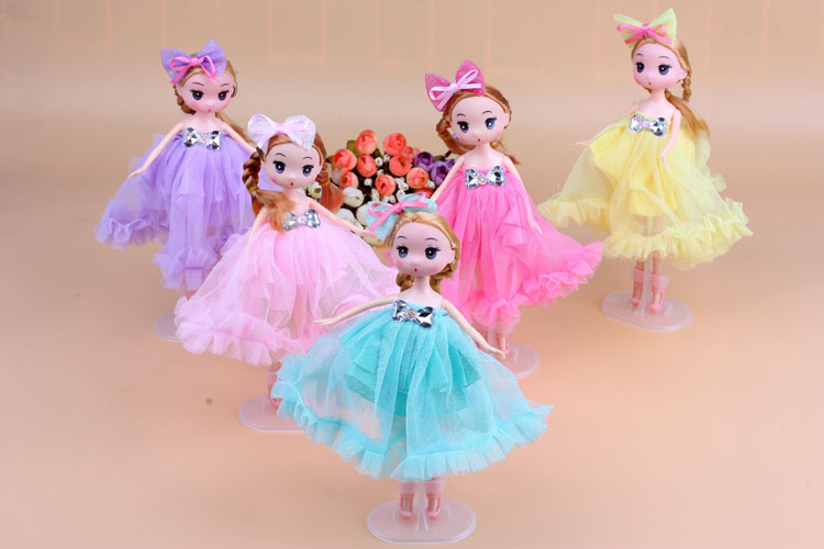 10 Yuan Boutique Youpin Ornament 26cm Mini Confused Doll Princess Barbie Wedding Keychain