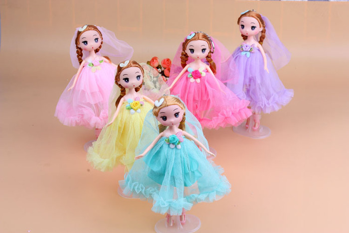 10 Yuan Boutique Youpin Ornament 26cm Mini Confused Doll Princess Barbie Wedding Keychain