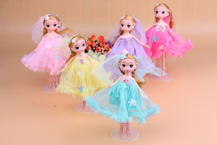 10 Yuan Boutique Youpin Ornament 26cm Mini Confused Doll Princess Barbie Wedding Keychain