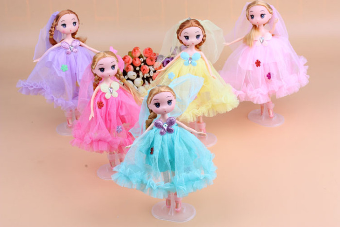10 Yuan Boutique Youpin Ornament 26cm Mini Confused Doll Princess Barbie Wedding Keychain